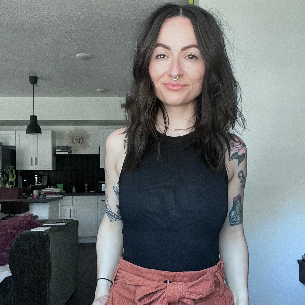 Meet your Posher, Jenn